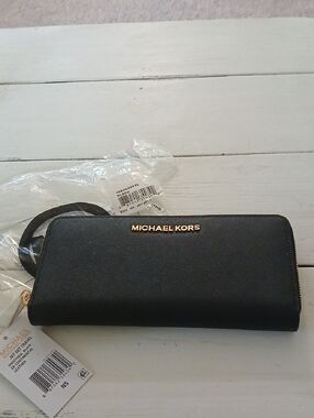Michael Kors Black Saffiano Zip Wallet with Gold Logo